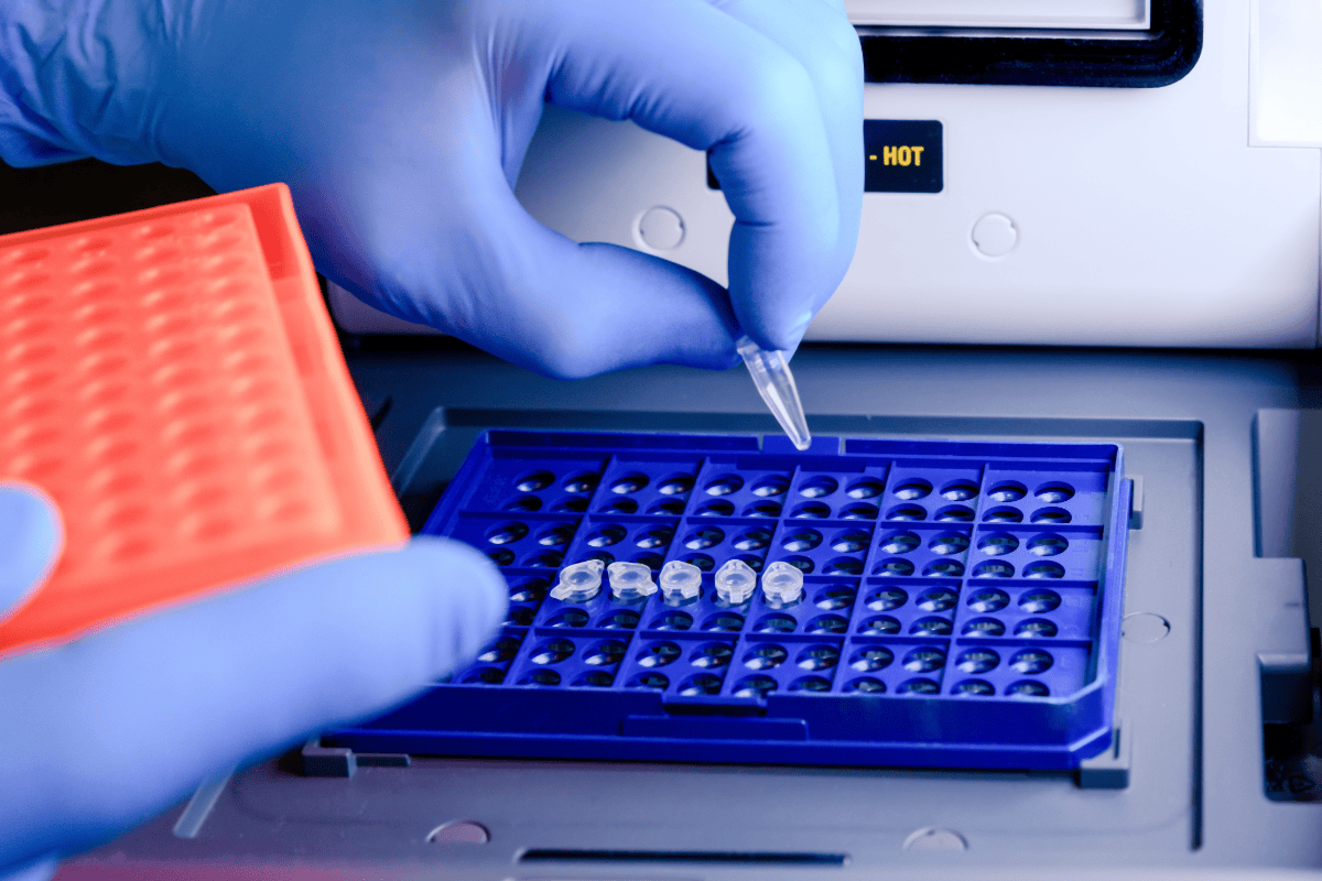 Medical & Laboratory Equipment